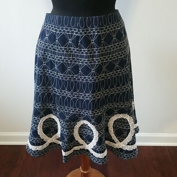 WDNY Blue Skirt with Embroidery Design sz 8 - Picture 4 of 12